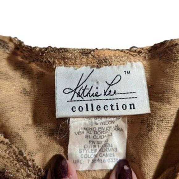Women's Vintage Neutral Brown Floral Short Sleeve Top, Large - Picture 4 of 4